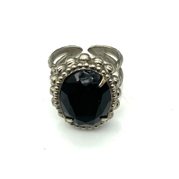 Sorrelli Camellia Ring, Adjustable Silver Tone Rope Band and Faceted Black Oval - Picture 4 of 8